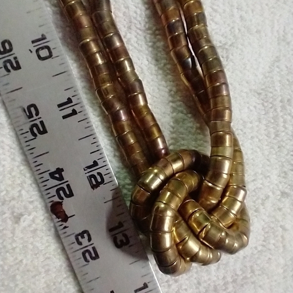 Large long goldtone knotted beaded necklace - Picture 4 of 5